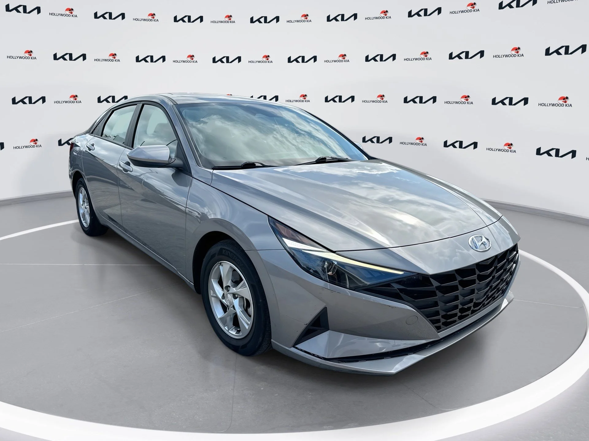 2023 Hyundai Elantra 2.0 SE IVT SULEV's photo