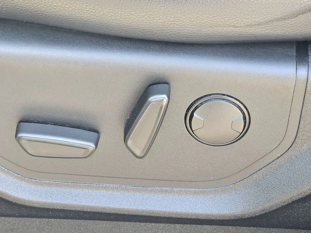 Used 2019 Gray Ford Lariat image 25