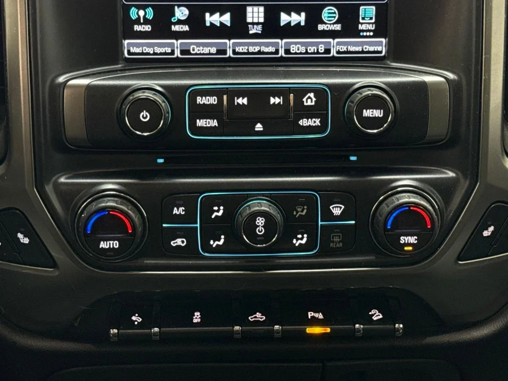 Used 2018 Black Chevrolet LT image 19