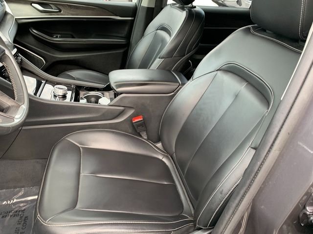 Used 2023 Gray Jeep Limited image 16