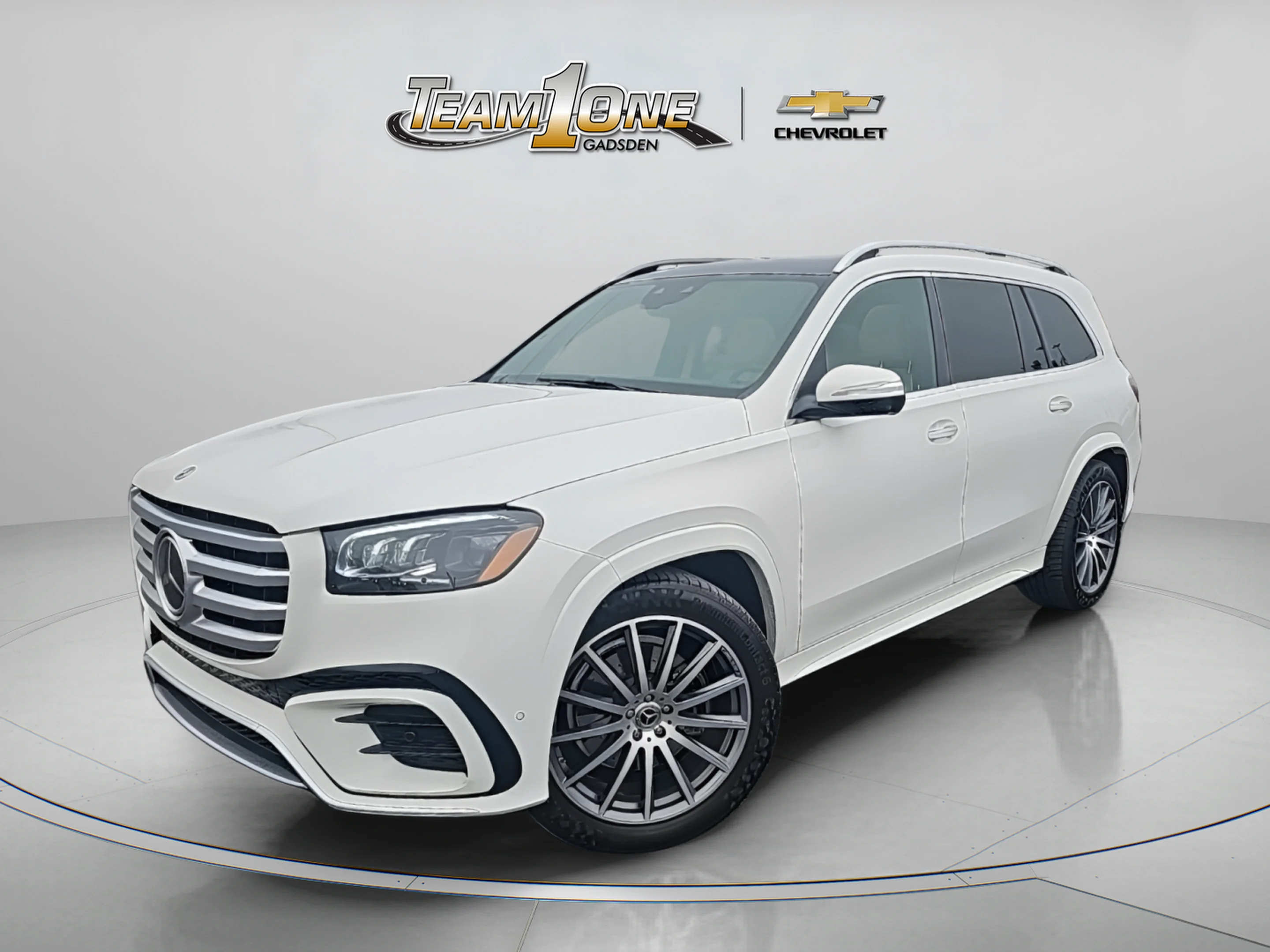Used 2024 White Mercedes-Benz 4MATIC® image 3