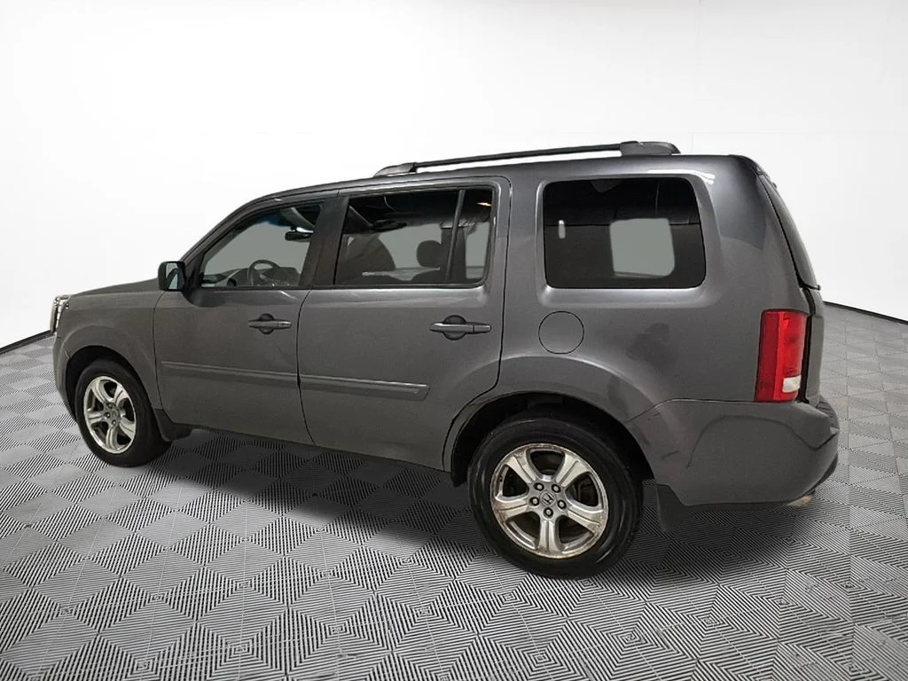 Used 2014 Gray Honda EX-L image 12