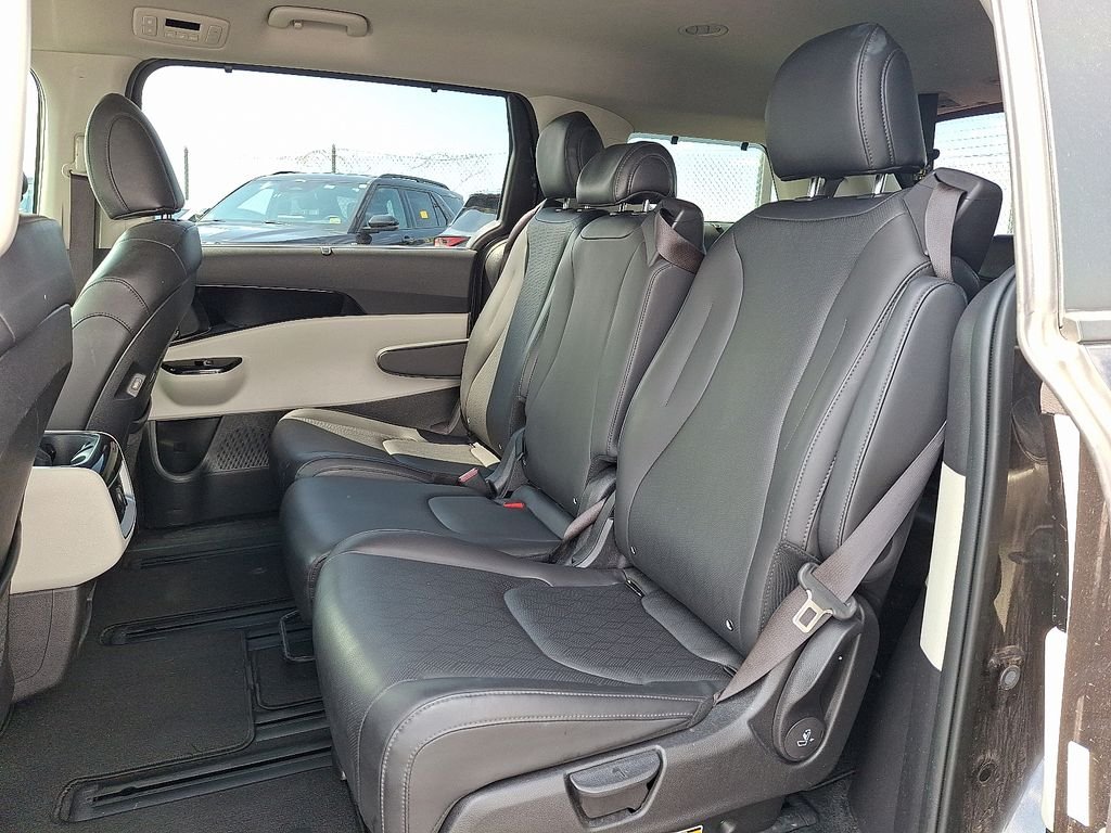 Certified Used 2023 Gray Kia EX image 10