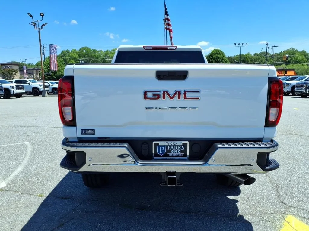 New 2026 Summit White GMC Pro image 25