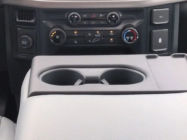 New 2026 Oxford White Ford XL image 19