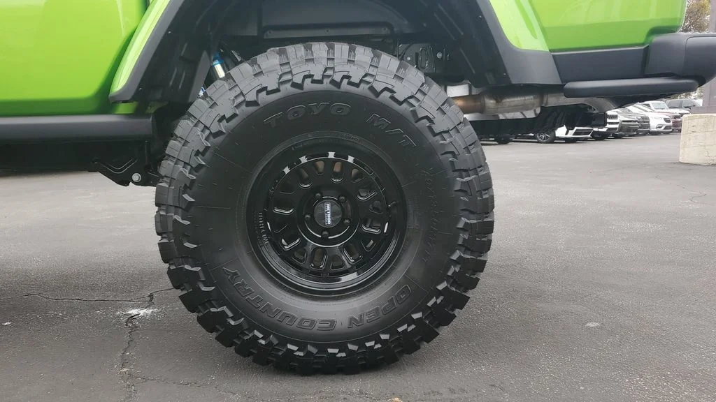 New 2026 Mojito Exterior Paint Jeep Rubicon X image 6
