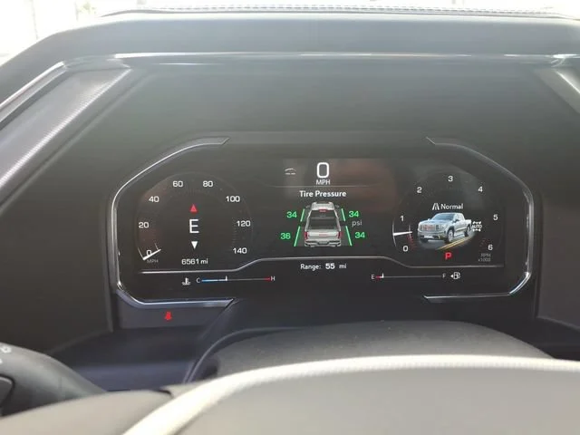 Used 2025 Onyx Black GMC Denali image 23
