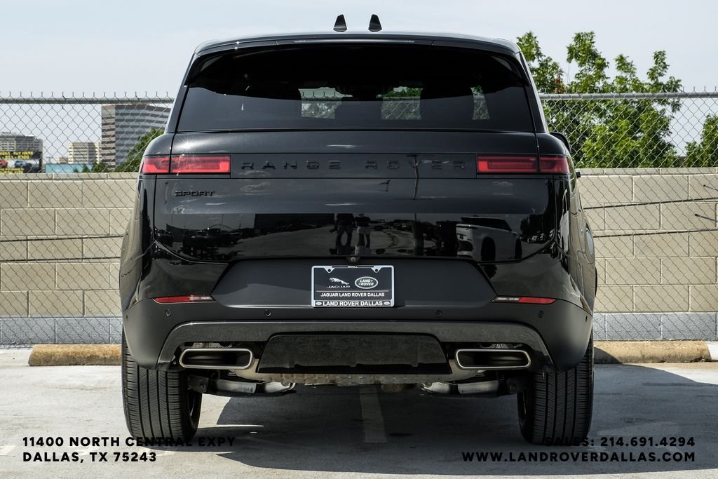 Certified Used 2025 Santorini Black Metallic Land Rover SE image 9
