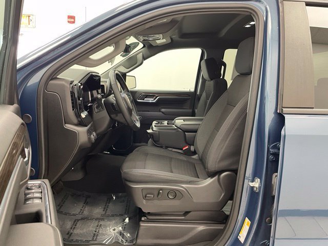 2024 Chevrolet Silverado 1500 LT - Photo 9