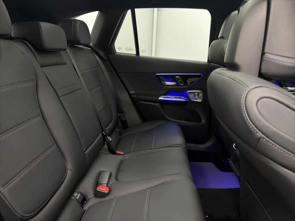 Certified Used 2026 Black Mercedes-Benz GLC 300 image 27