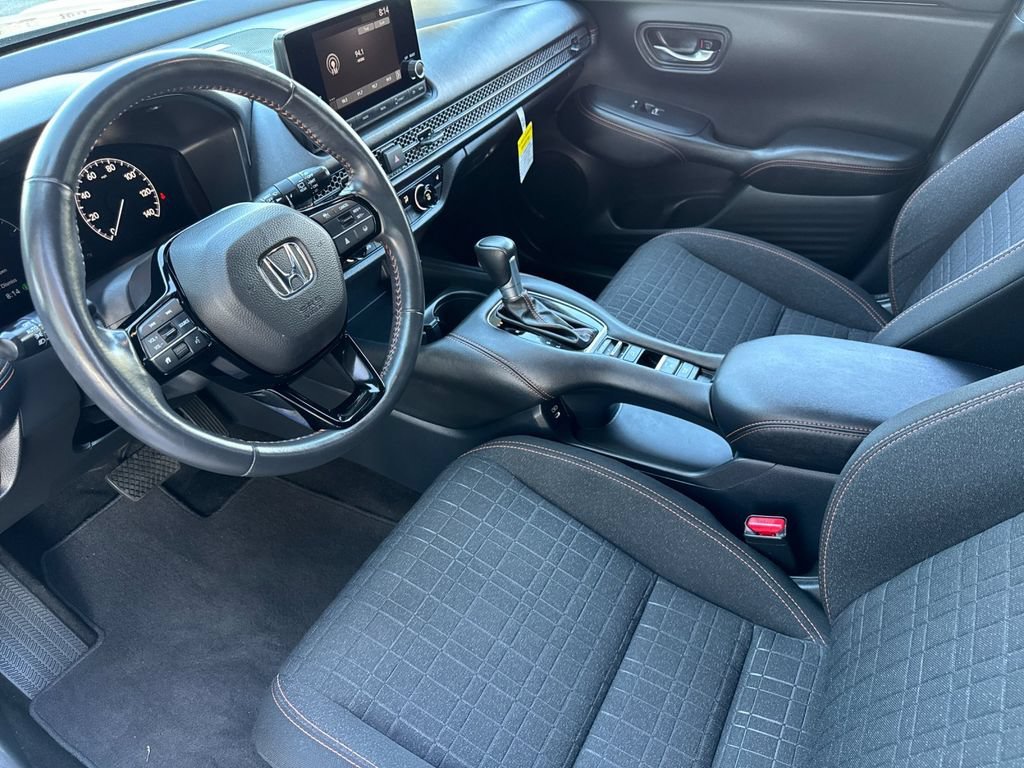 Used 2025 Gray Honda AWD Sport image 9