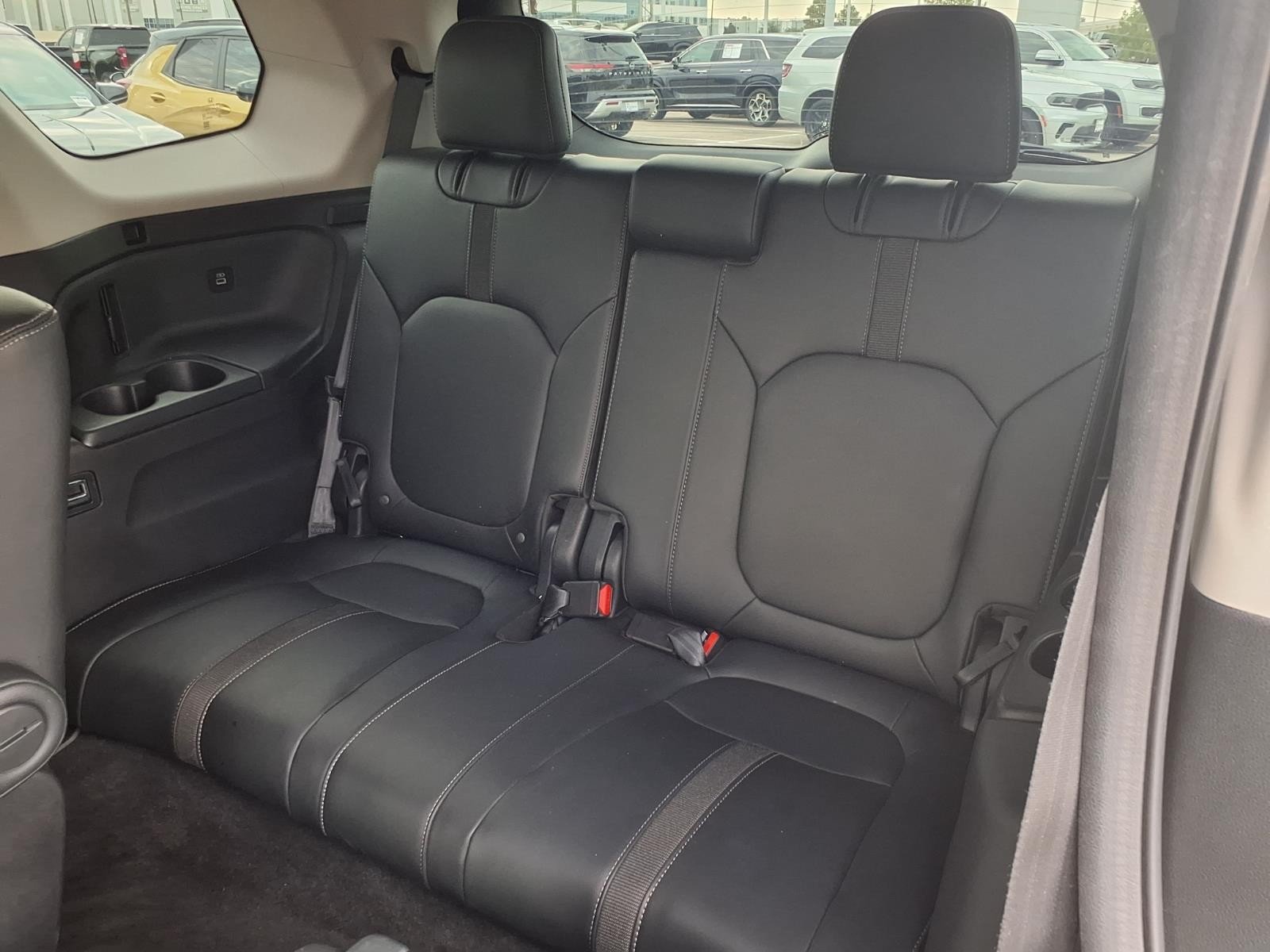 2023 Honda Pilot photo 14 of 27