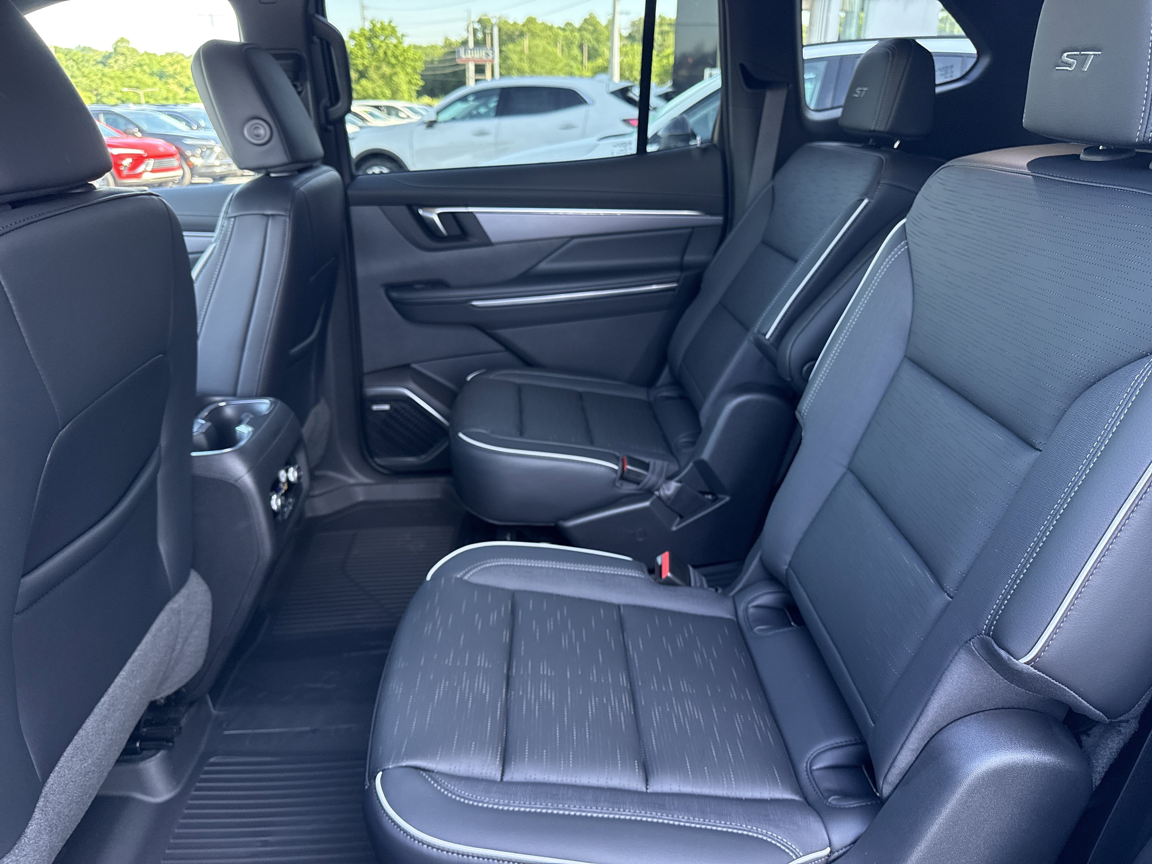 2026 Buick Enclave Sport Touring - Photo 6