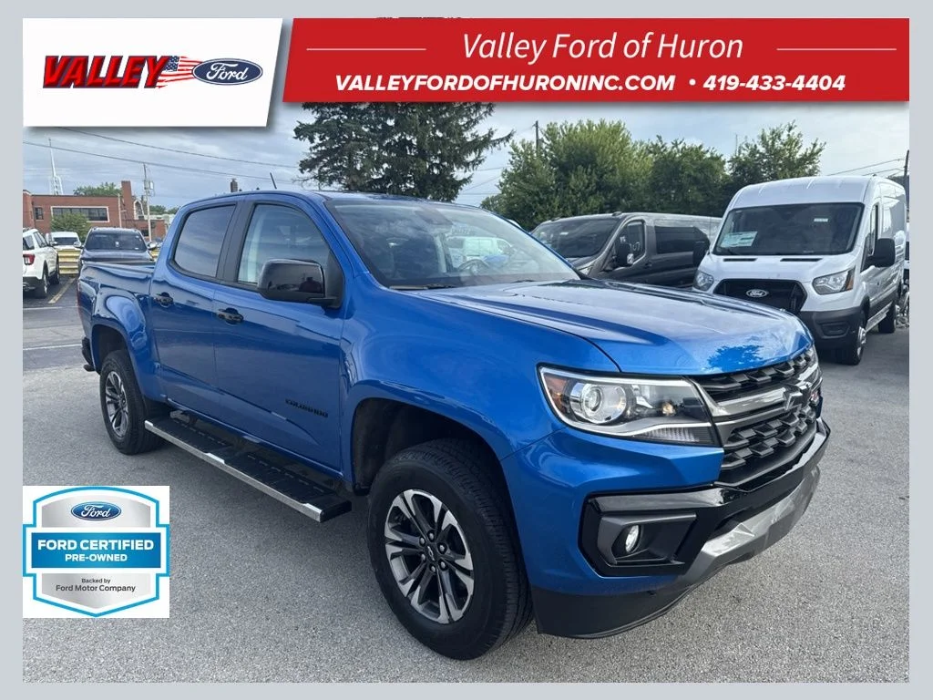 Used 2021 Blue Chevrolet Z71 image 1
