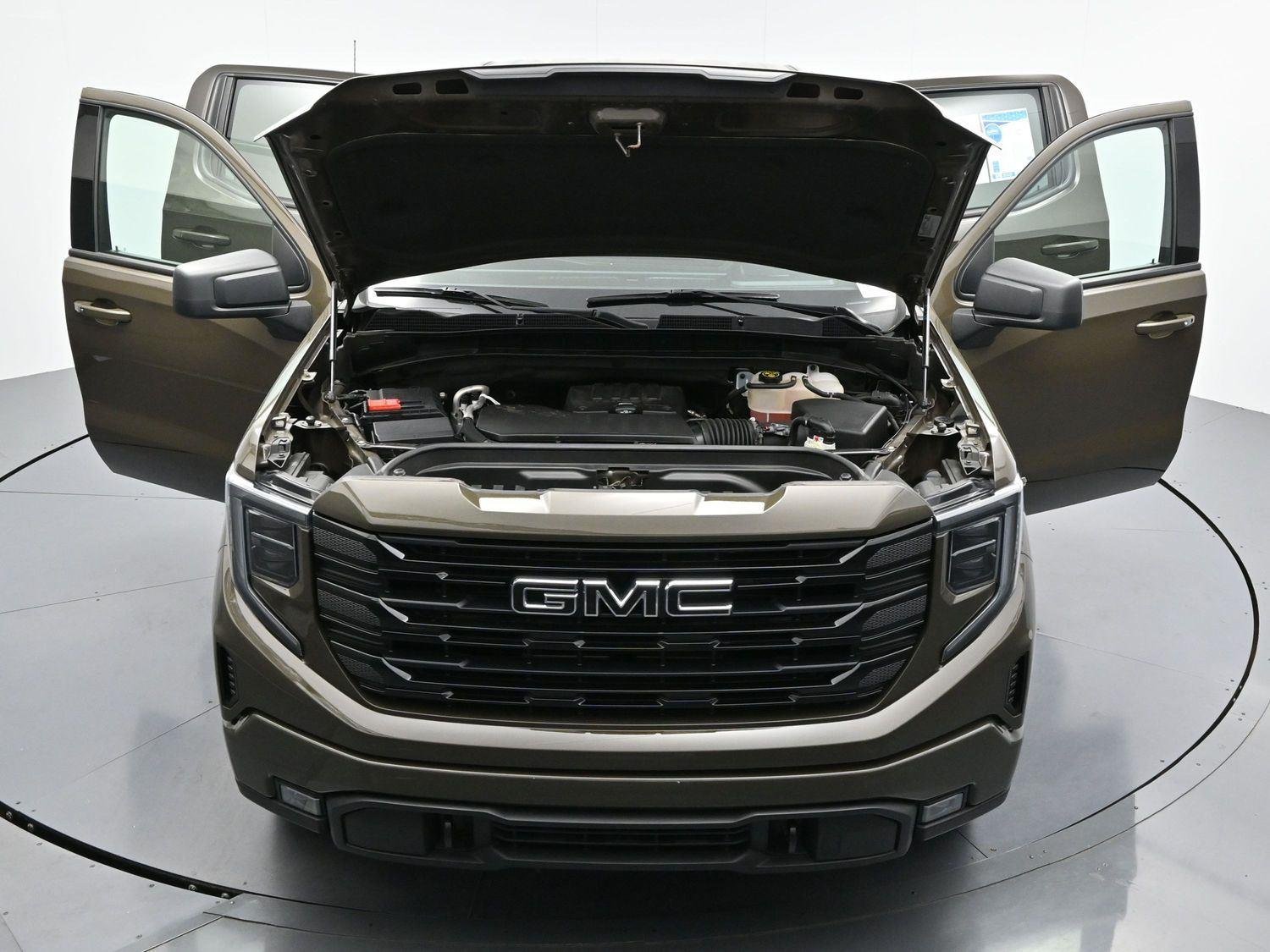 Used 2023 Deep Bronze Metallic GMC Elevation image 38