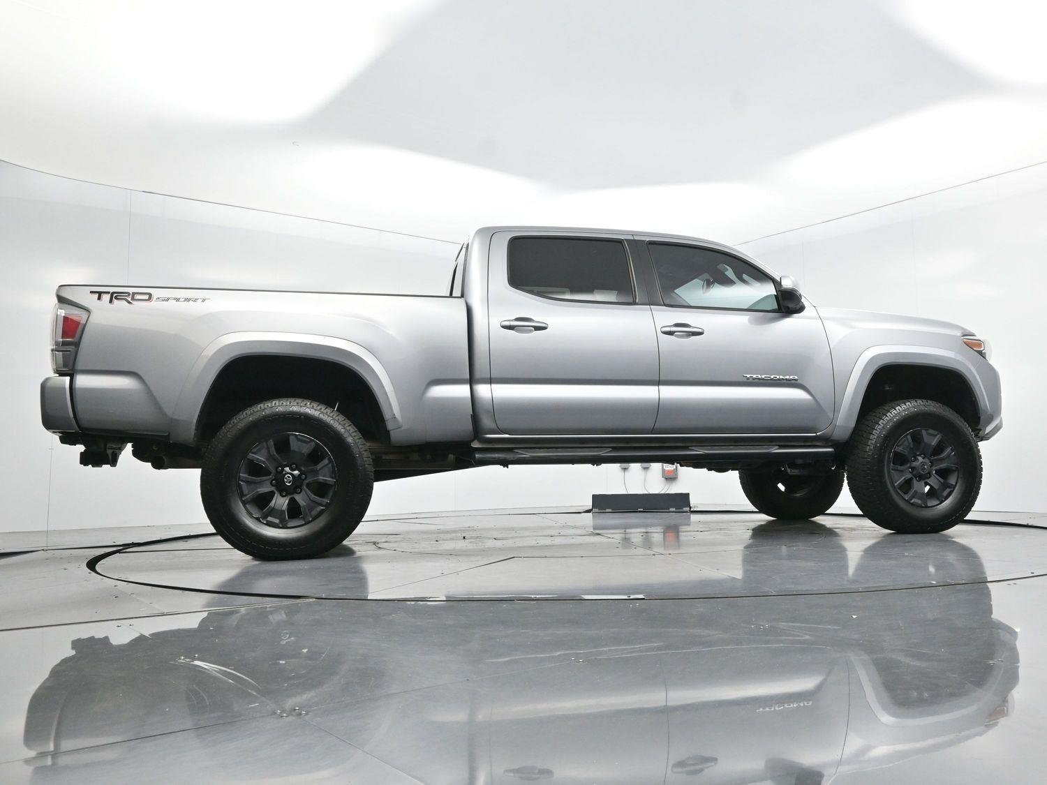 Used 2020 Silver Sky Metallic Toyota SR5 image 46