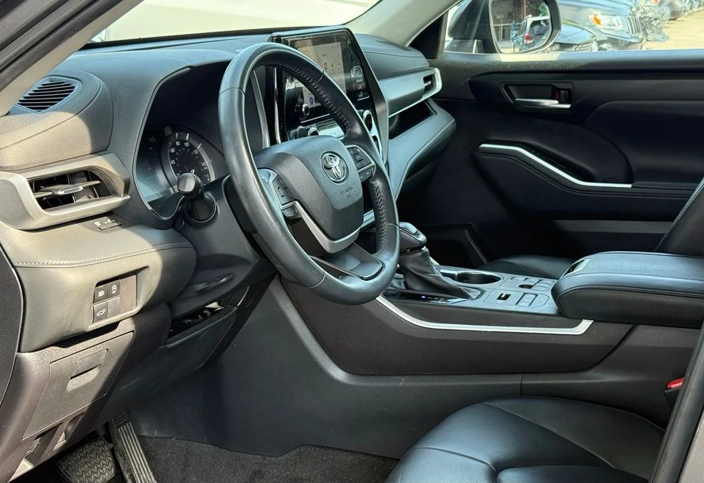 Used 2023 Gray Toyota XLE image 20