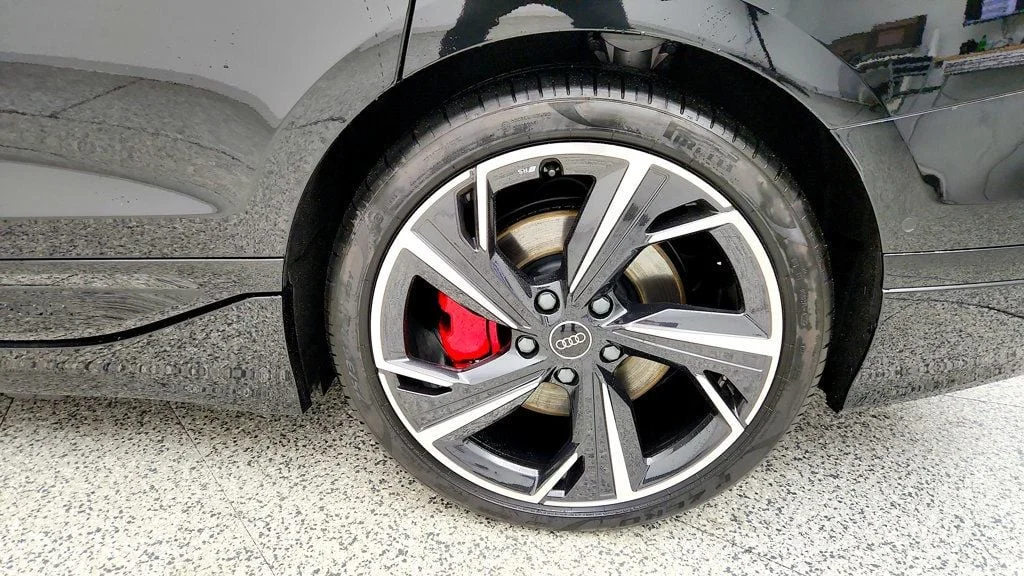 Used 2025 Mythos Black Metallic Audi Premium Plus quattro w/ Black Optic Pkg & S Beam image 29