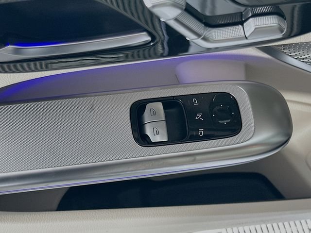 New 2026 MANUFAKTUR Moonlight White Metallic Mercedes-Benz CLE 53 AMG® image 18
