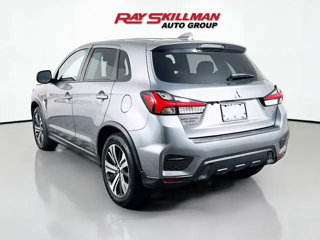 Used 2021 Gray Mitsubishi 2.0 SE image 5