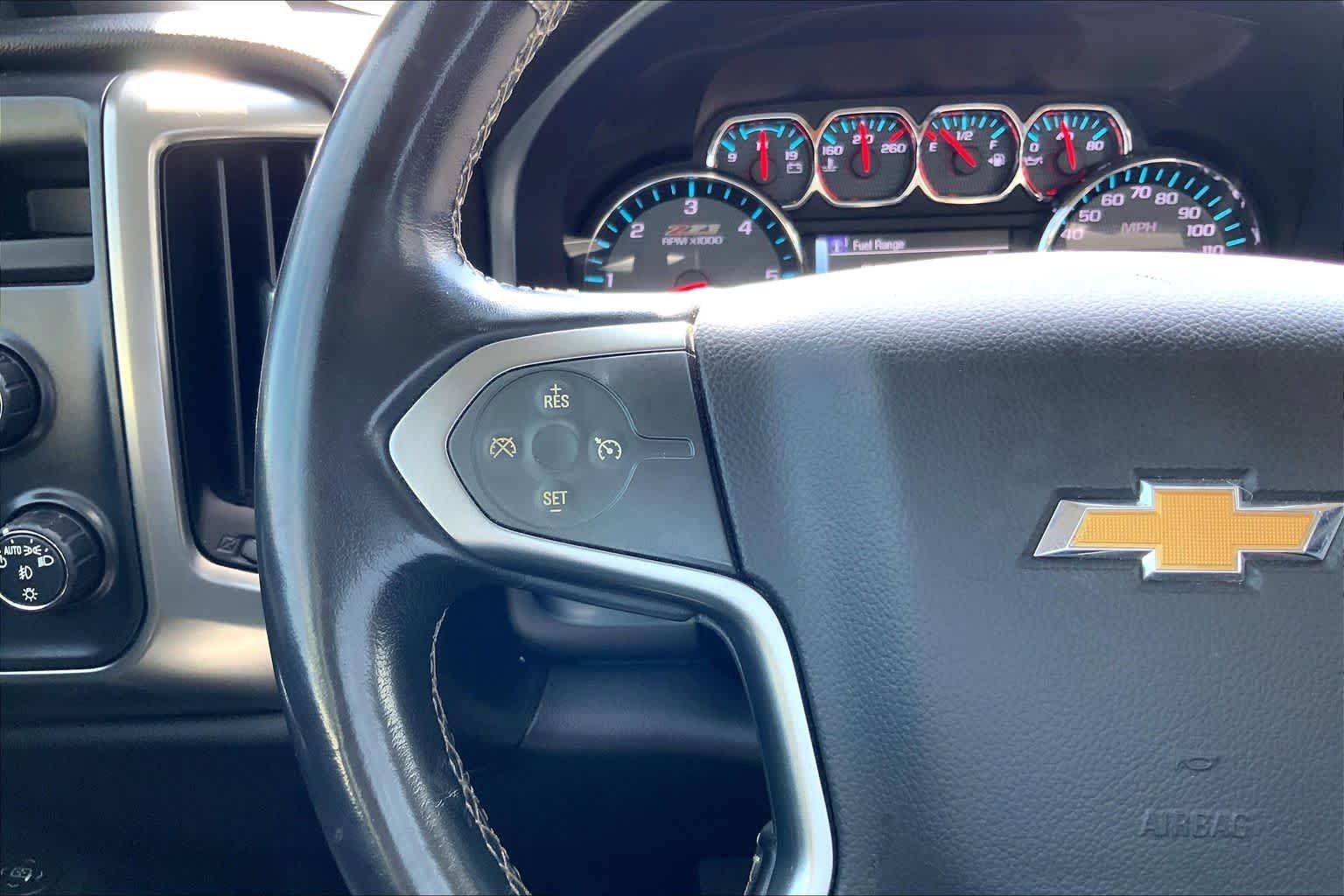 Used 2018 Silver Ice Metallic Chevrolet LT image 24