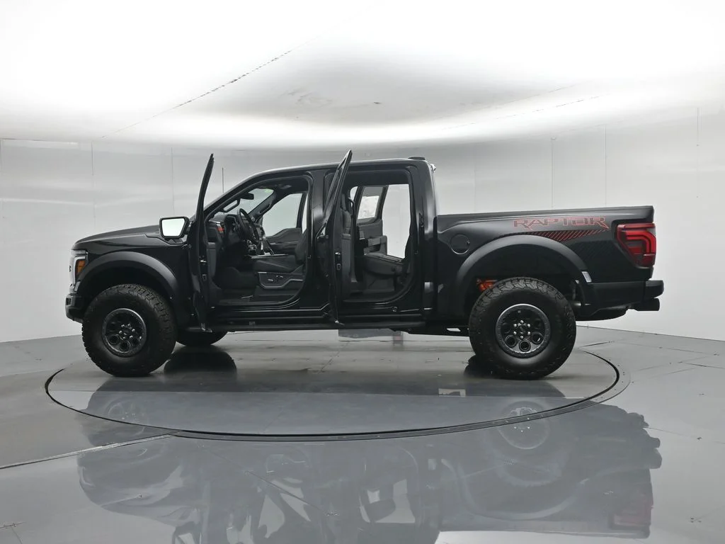 New 2026 Agate Black Metallic Ford Raptor image 37