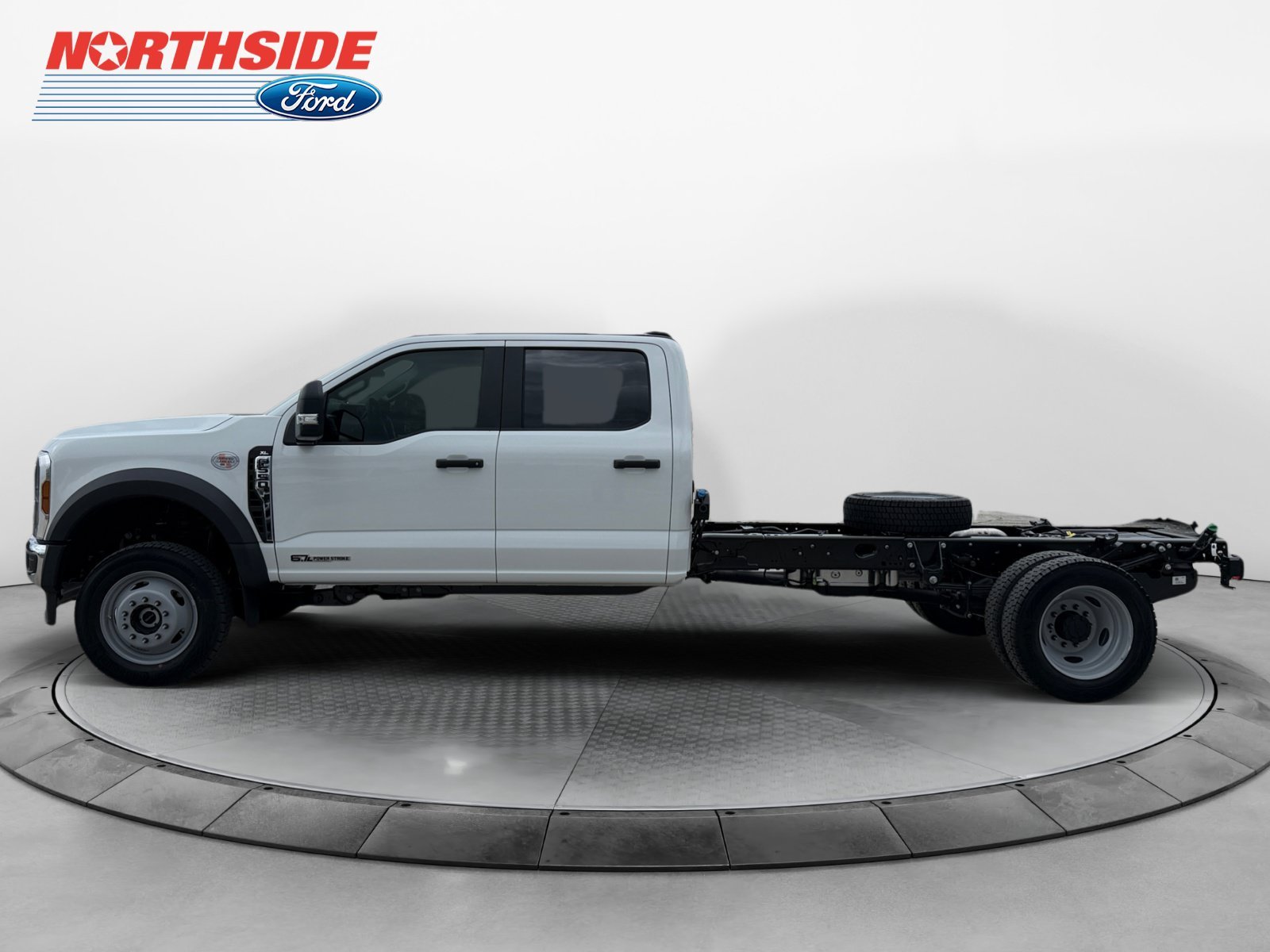 New 2026 Oxford White Ford XL image 4