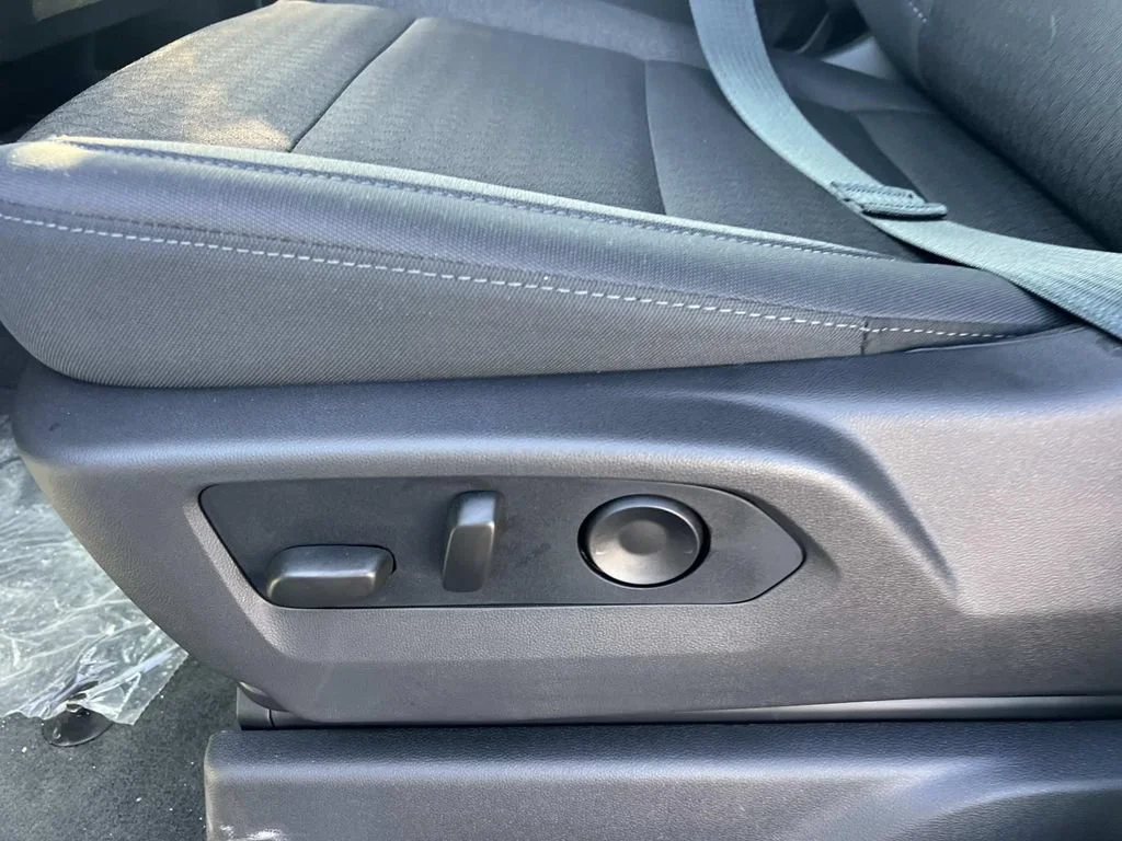 New 2026 Summit White Chevrolet LT image 14