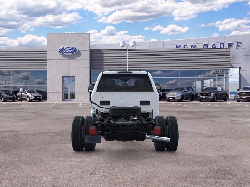 New 2026 Oxford White Ford XL image 5