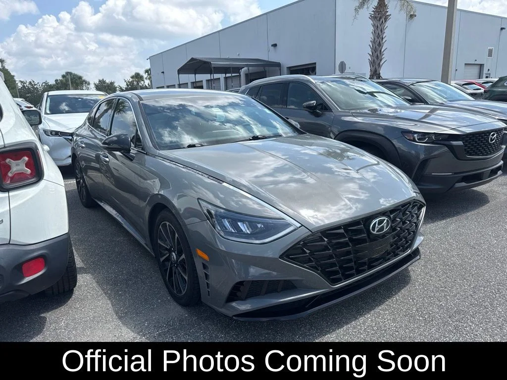 Used 2020 Gray Hyundai SEL Plus image 1