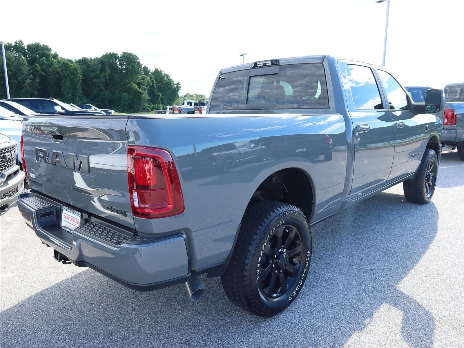 New 2026 Ceramic Gray Clear-Coat Exterior Paint RAM Laramie image 7