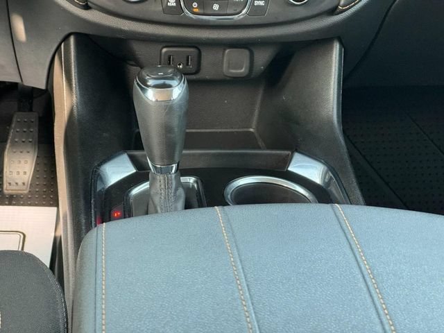 Used 2020 SILVER ICE METALLIC Chevrolet LS image 16