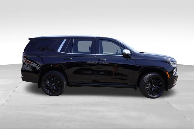 Used 2025 Black Chevrolet Premier image 3