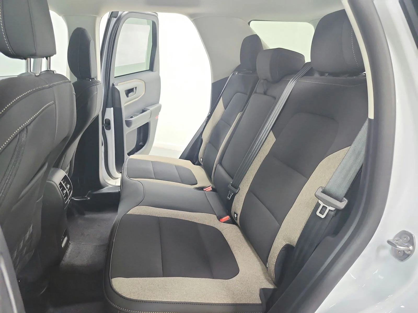 New 2026 Oxford White Ford Big Bend® image 37