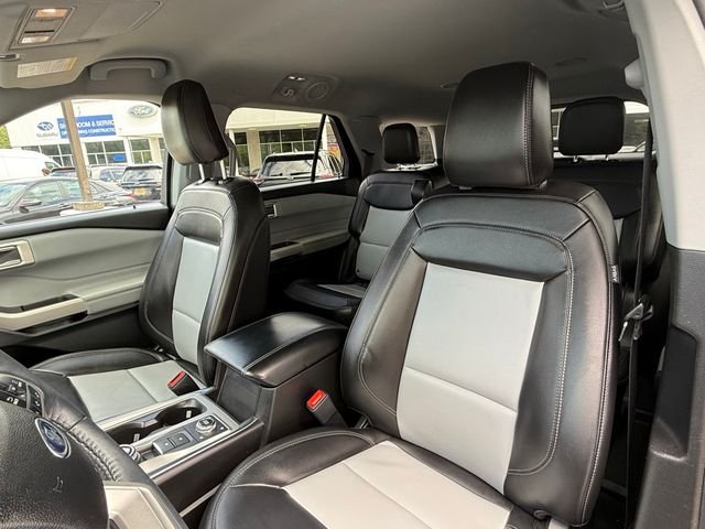 Used 2023 Gray Ford XLT image 20