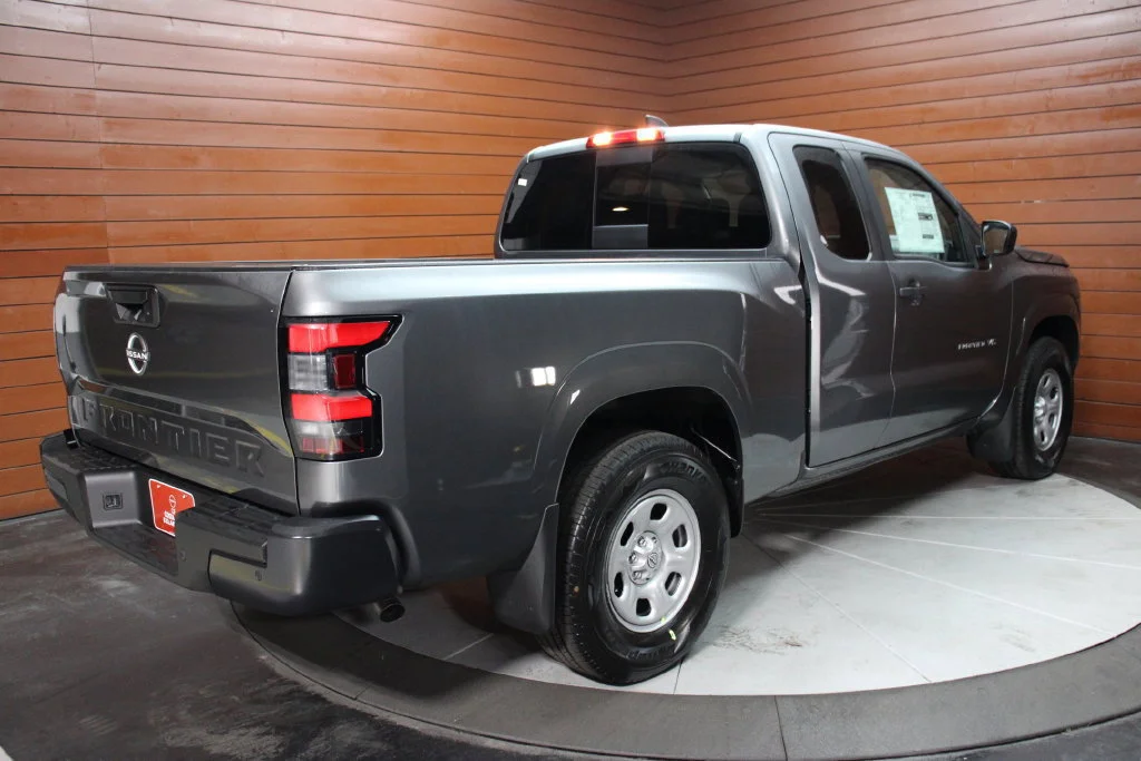 New 2027 Gun Metallic Nissan King Cab® S image 3