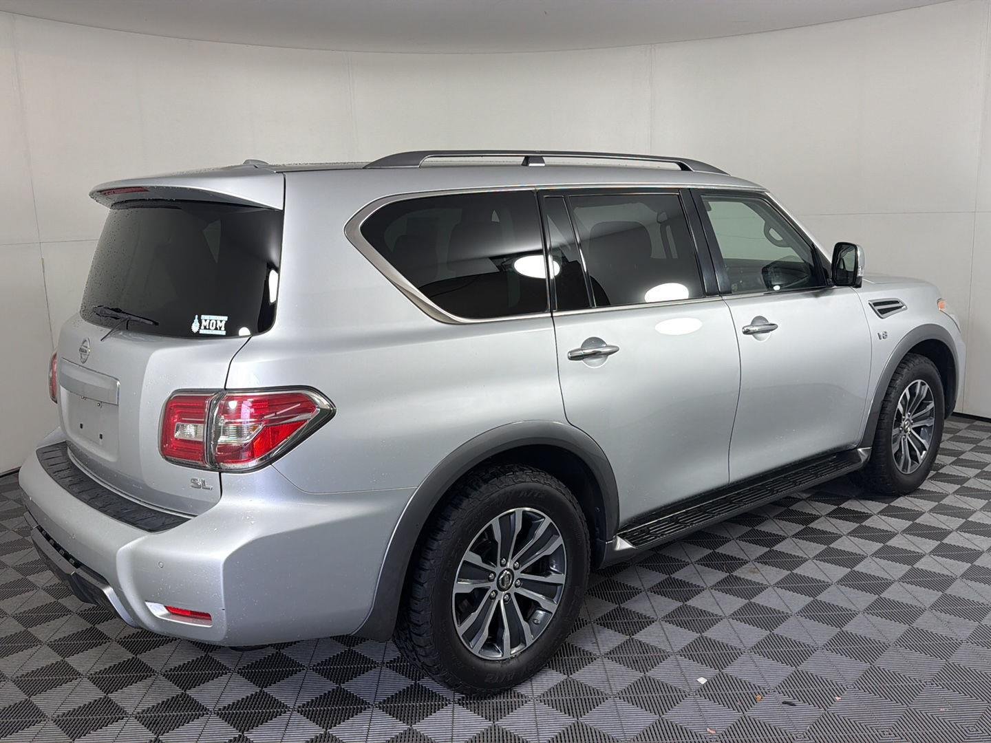 Used 2019 Brilliant Silver Metallic Nissan SL image 6
