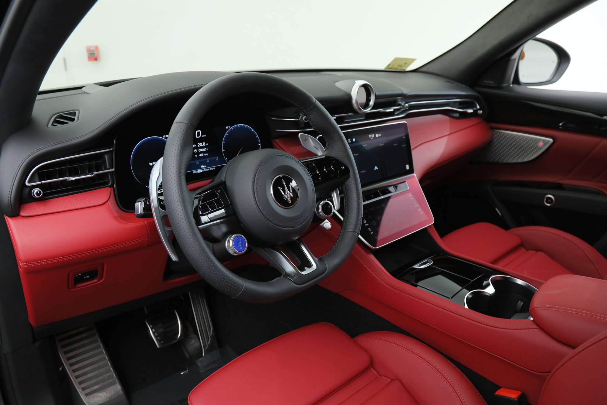 Used 2026 Black Maserati Modena image 15