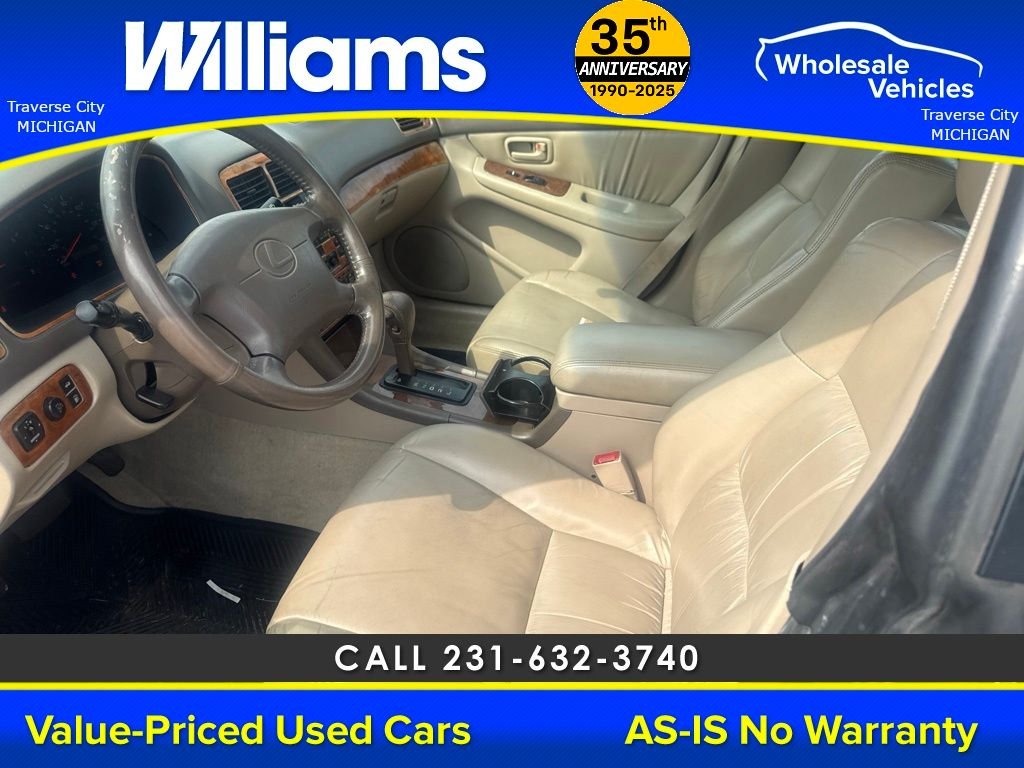 Used 1999 Black Lexus 300 image 26