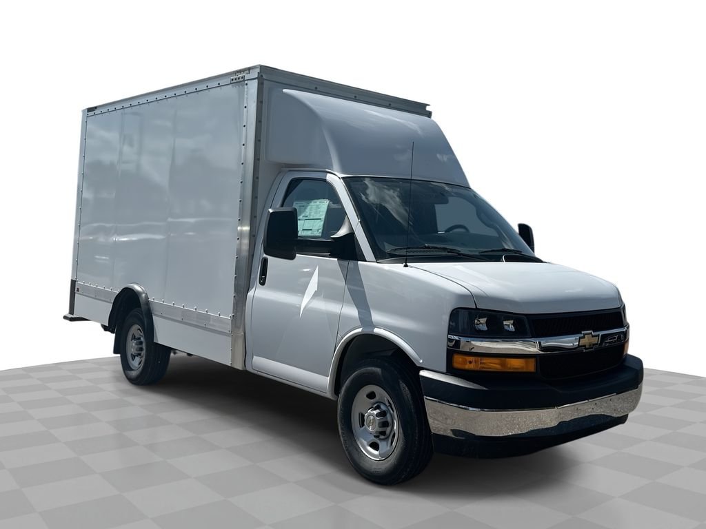 2025 Chevrolet Express Cutaway