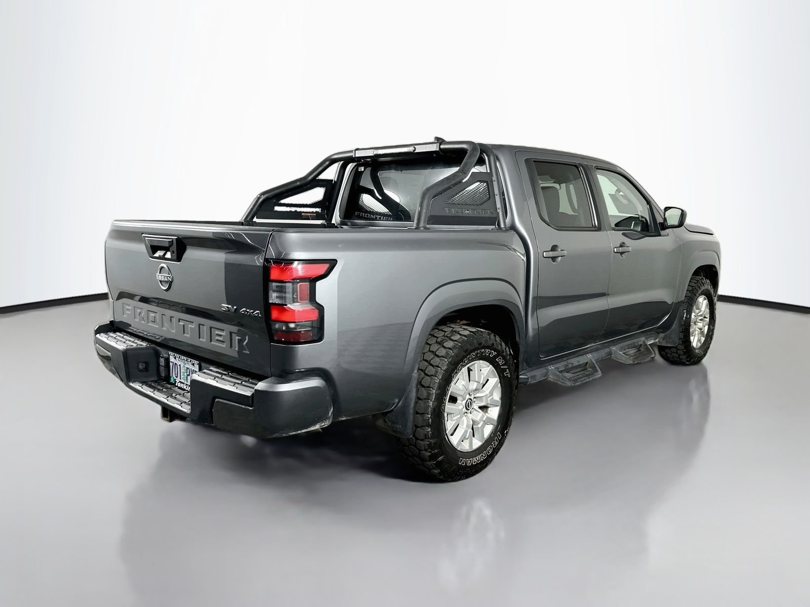 Used 2022 Gun Metallic Nissan SV image 7