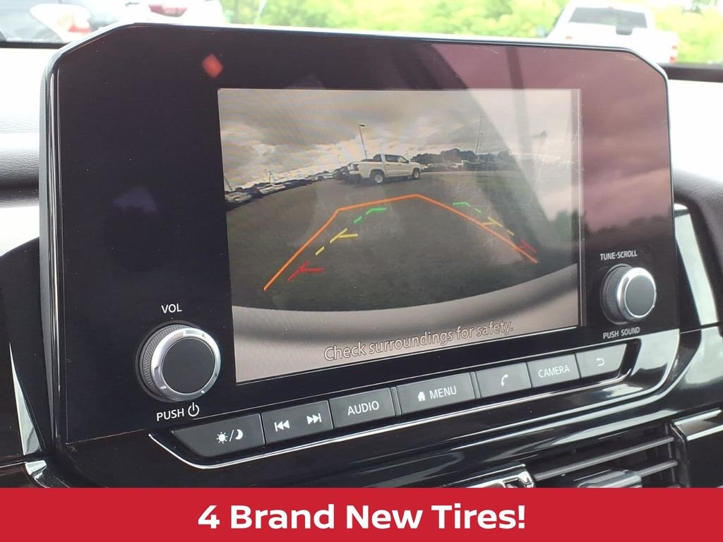 Used 2025 Gun Metallic Nissan SV v6 w/3rd row seating & remote start image 14