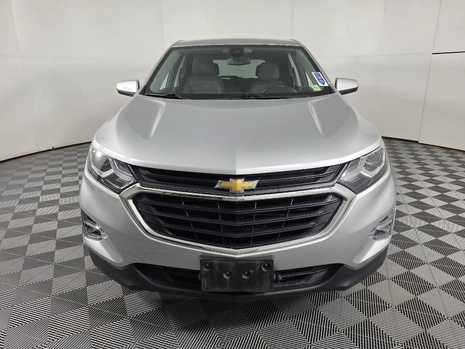 Used 2020 Silver Ice Metallic Chevrolet LT image 5