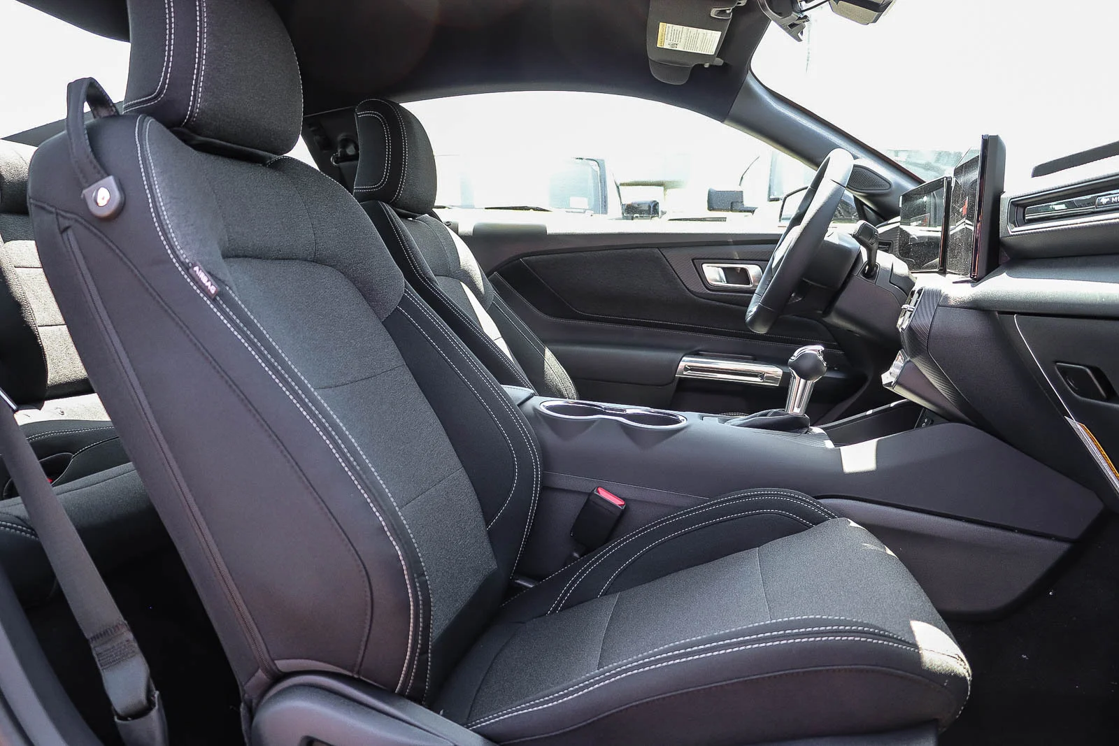 New 2026 Oxford White Ford EcoBoost® Fastback image 19