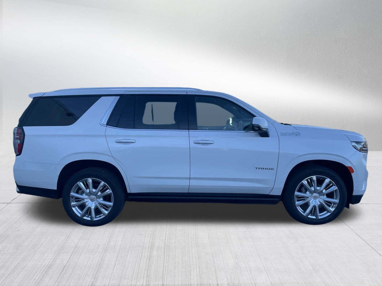 2021 Chevrolet Tahoe High Country photo 3