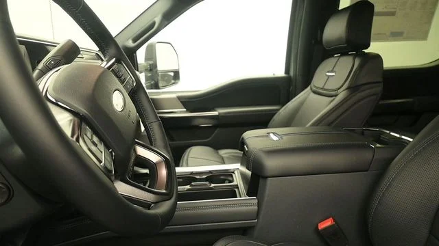 New 2026 Glacier Gray Metallic Tri-Coat Ford F-350® Platinum® image 19