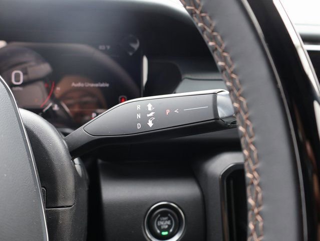 2026 GMC Acadia AT4 - Photo 32