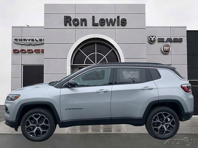 New 2026 Silver Zynith Metallic Clearcoat Jeep Limited image 1