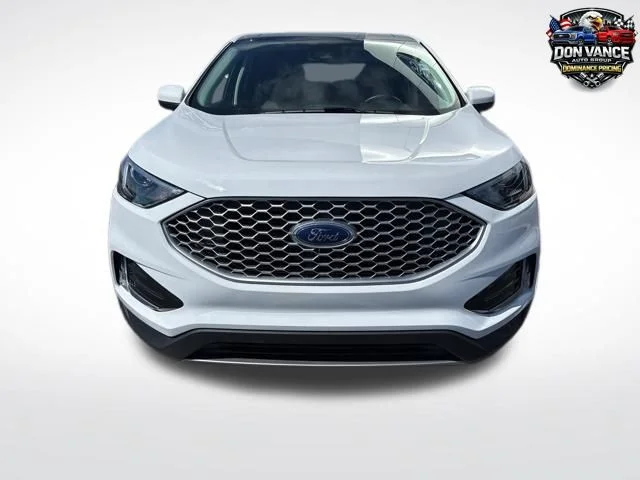 Used 2024 White Ford SEL image 6