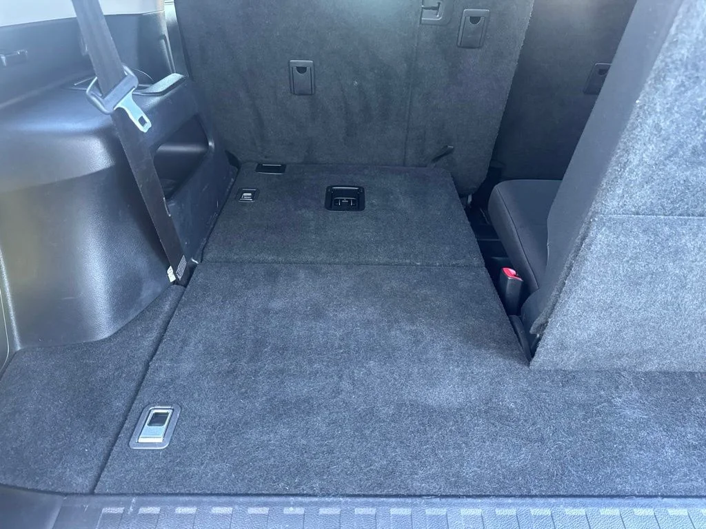 Certified Used 2018 Classic Silver Metallic Toyota SR5 image 41